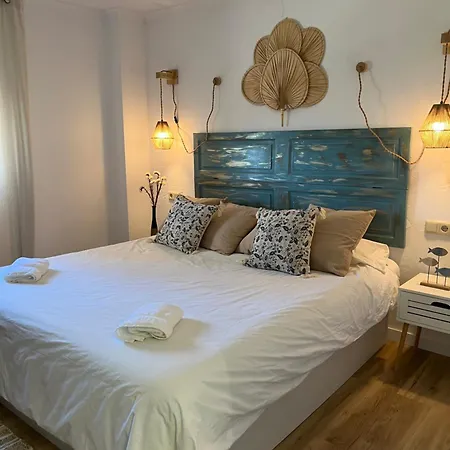 Palmeras Moraira بينيتاشيل