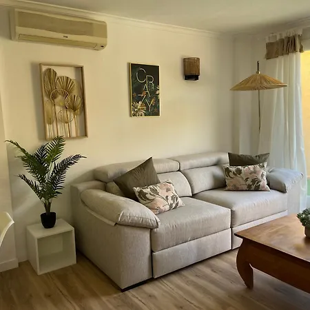 Palmeras Moraira بينيتاشيل