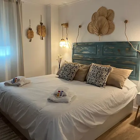 Palmeras Moraira * بينيتاشيل